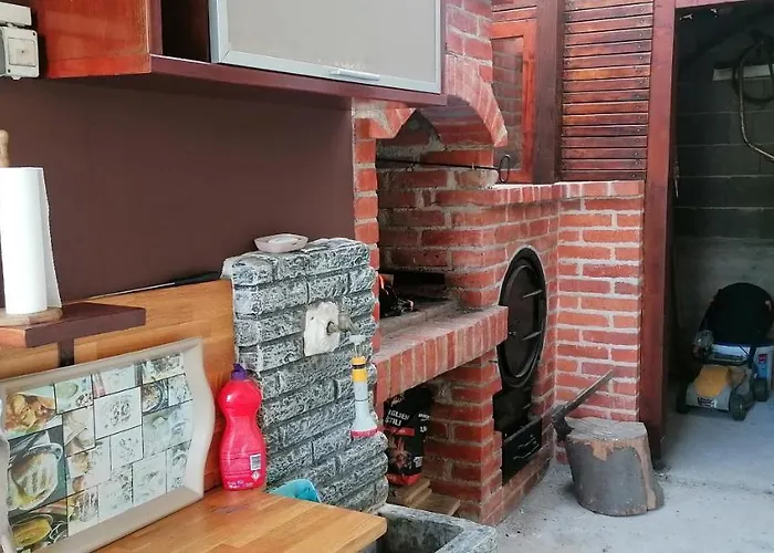 Pyramid Gardens Apartman *